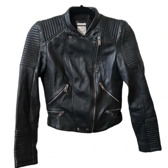 Zara TRF Quilted Motorcycle Black Crop Sheep Leather Silver Zip Size M Jacket. - Picture 1 of 9
